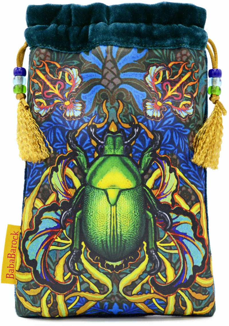 Beetle Belle, Tarottasche in limitierter Auflage aus dunkelgrünem Seidensamt