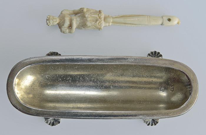 19th century bone toothpick (or bodkin?) in silver dish. Antique, strange piece, from a Czech castle estate. Possibly a Dieppe carving. - Baba Store - 9