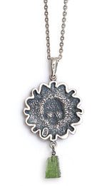 Memento Mori — Sterling silver pendant with moldavite (vltavin) drop - Baba Store EU - 5