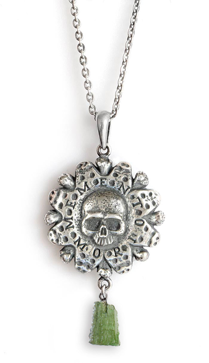 Memento Mori — Sterling silver pendant with moldavite (vltavin) drop - Baba Store EU - 4