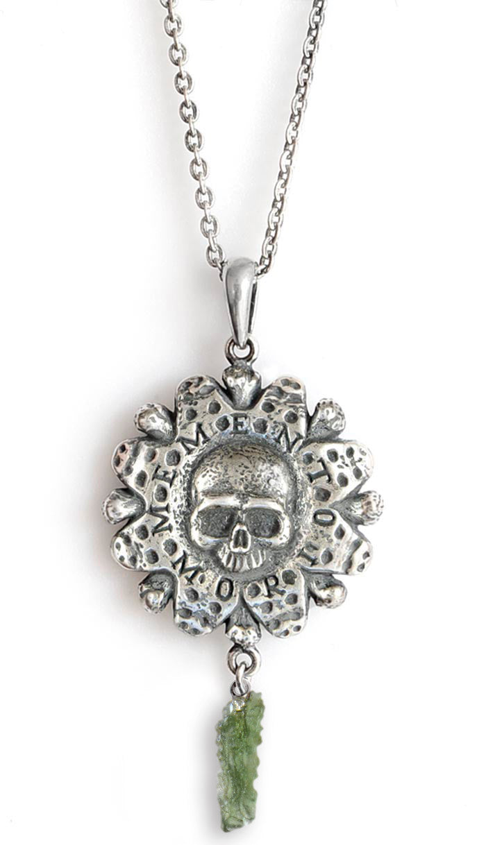 Memento Mori — Sterling silver pendant with moldavite (vltavin) drop - Baba Store EU - 6